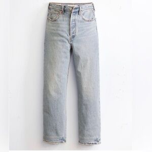 Levi's Women's Light Blue Straight Leg Jeans Size 24 Vintage Wash 90s Y2K